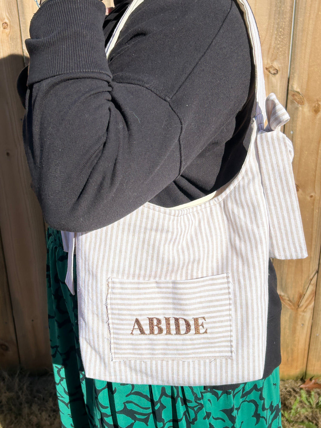 Abide – Bow Shoulder Bag Purse