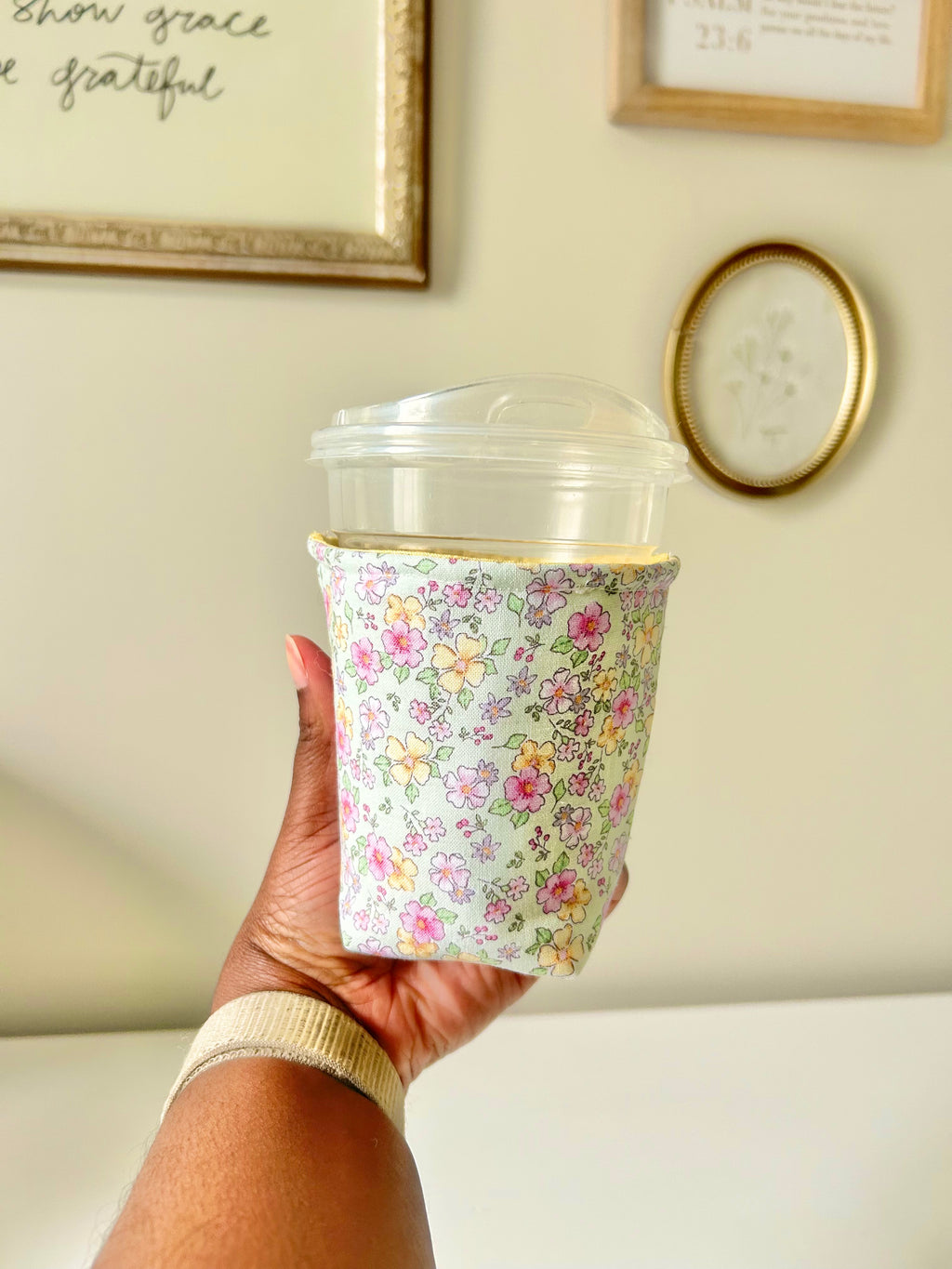 16oz Drink Sleeve ☕🌷